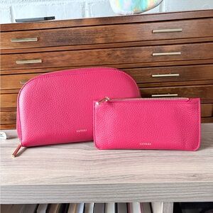 Cuyana Duo Zip Wallet set in Lipstick red leather